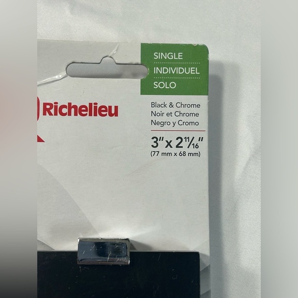 Richelieu Single Wall Mount Hook/Hanger 3 For $20 - Picture 4 of 5